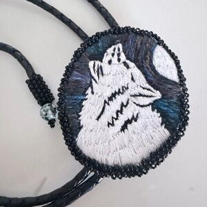 Handmade Beaded & Embroidered Wolf Lobo Bolo Tie Necklace